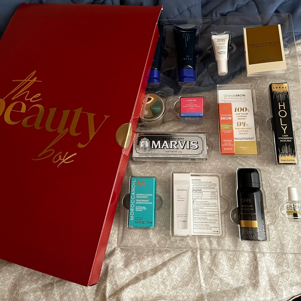 12 Days Beauty Box